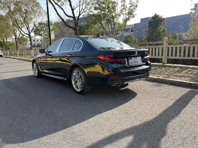 BMW 5 Series 2023 Modi f ied 530Li Lead M Sport Package – фото 7