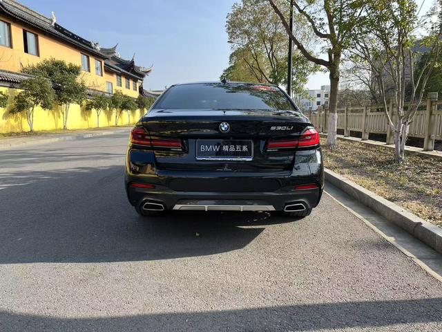 BMW 5 Series 2023 Modi f ied 530Li Lead M Sport Package – фото 8