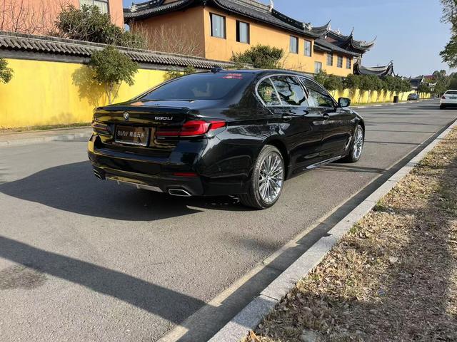 BMW 5 Series 2023 Modi f ied 530Li Lead M Sport Package – фото 9