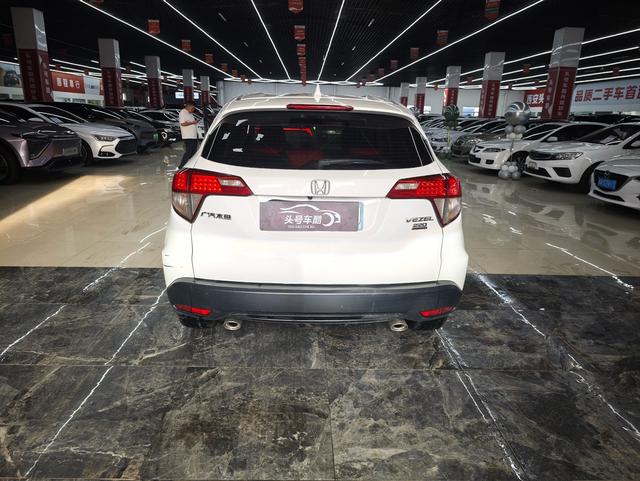 Honda Vezel Модель 2019 года 220 TURBO CVT Elite Edition Country VI – фото 5