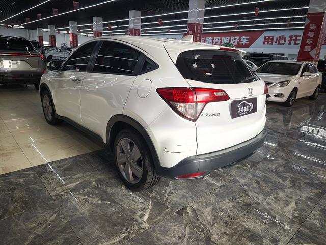 Honda Vezel Модель 2019 года 220 TURBO CVT Elite Edition Country VI – фото 6