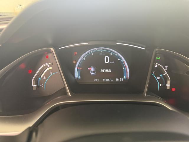 Honda Civic 2019 220TURBO CVT Power China V I – фото 10