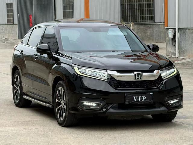 Honda Avancier 2017 модификация 240TURBO 2WD Exclusive Edition – фото 2