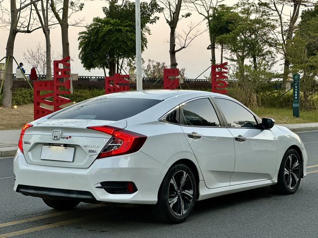 Honda Civic 2019 220TURBO CVT Power China V I – фото 4