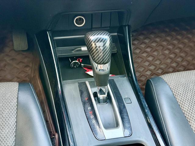 Honda Jade 2017 210TURBO CVT Style 5-seater – фото 11
