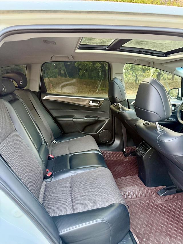 Honda Jade 2017 210TURBO CVT Style 5-seater – фото 13