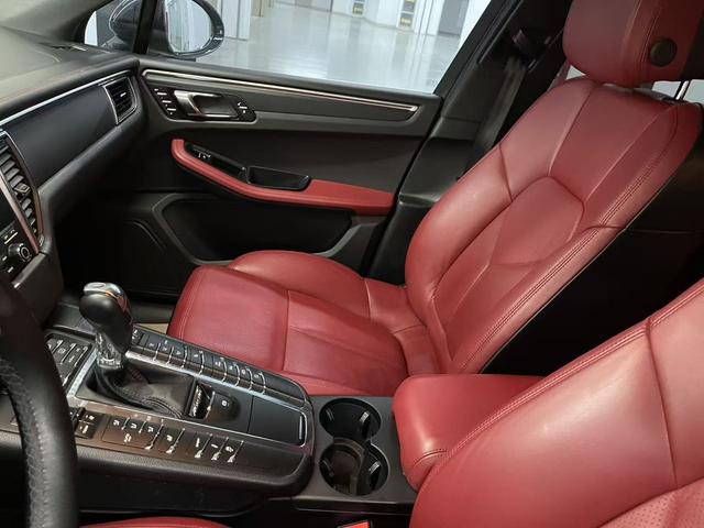 Porsche Macan 2017 Macan 2.0T – фото 9