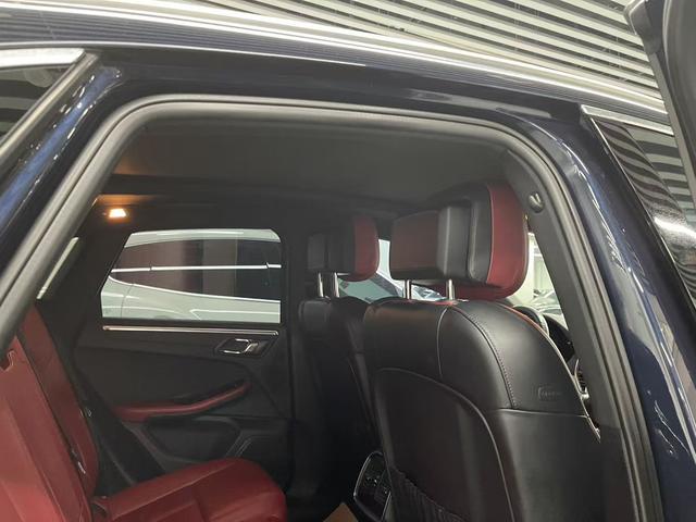 Porsche Macan 2017 Macan 2.0T – фото 17