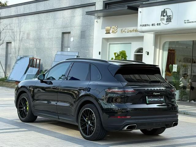 Porsche Cayenne E-Hybrid 2019 Cayenne E-Hybrid 2.0T – фото 7