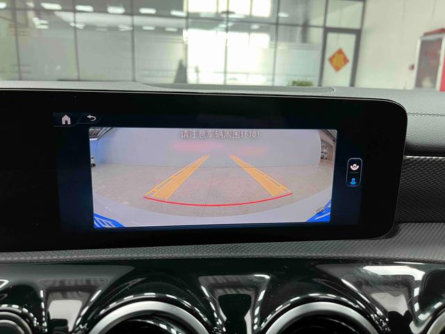 Mercedes-Benz A-class 2023 A 180 L – фото 8