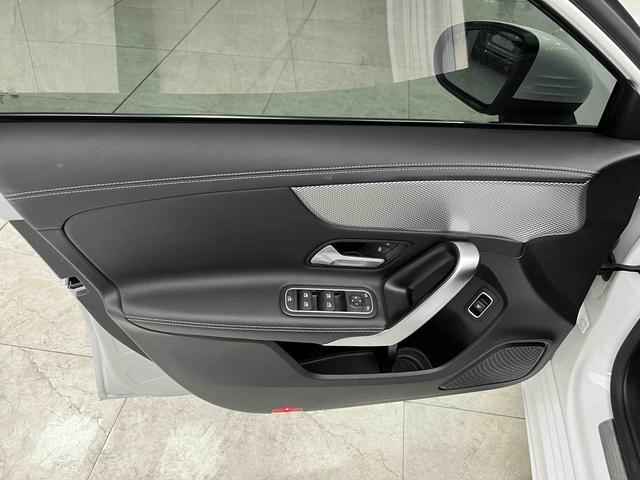 Mercedes-Benz A-class 2023 A 180 L – фото 11