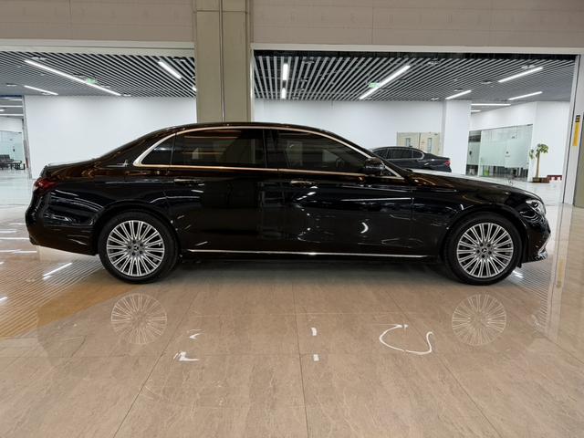 Mercedes-Benz E-Class 2021 E 300 L Stylish sedan – фото 4