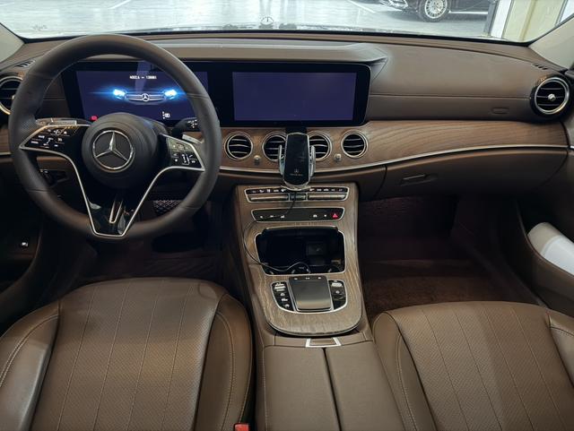 Mercedes-Benz E-Class 2021 E 300 L Stylish sedan – фото 5