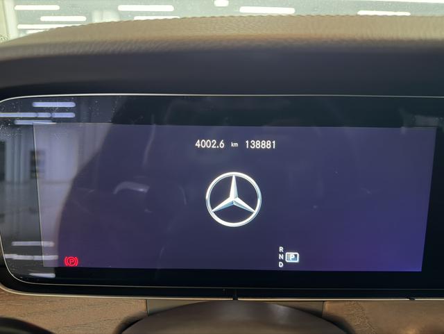 Mercedes-Benz E-Class 2021 E 300 L Stylish sedan – фото 7