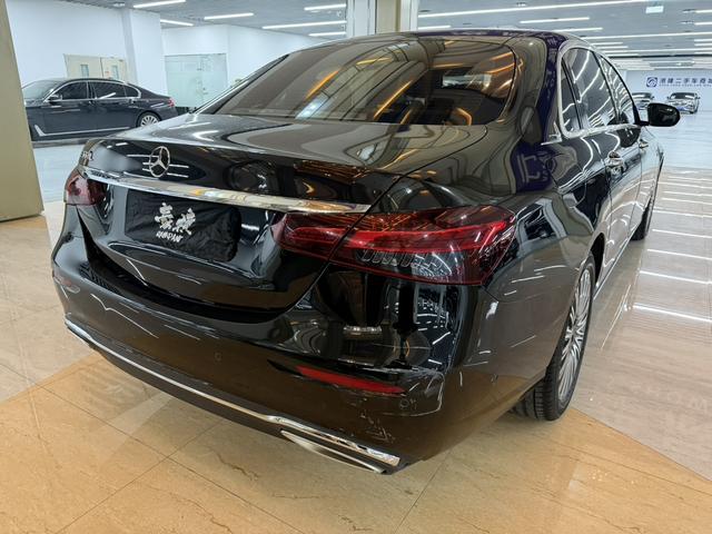 Mercedes-Benz E-Class 2021 E 300 L Stylish sedan – фото 11