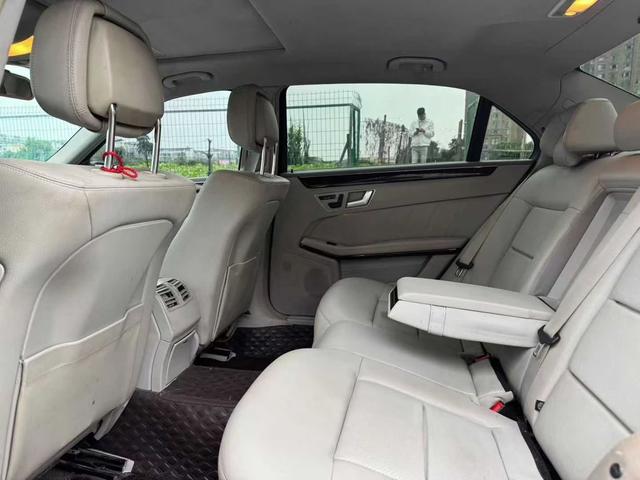 Mercedes-Benz E-Class 2013 модификация E 260 L CGI Youya тип – фото 2