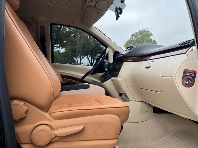 Viano 2013 3.0L Business – фото 14