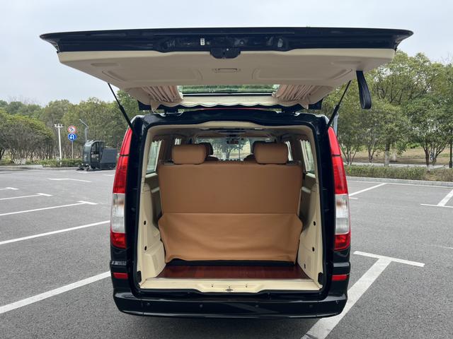 Viano 2013 3.0L Business – фото 24
