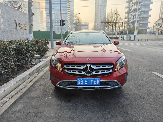 Mercedes-Benz GLA 2018 GLA 200 Fashion – фото 2