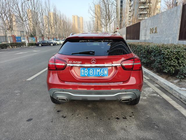 Mercedes-Benz GLA 2018 GLA 200 Fashion – фото 8