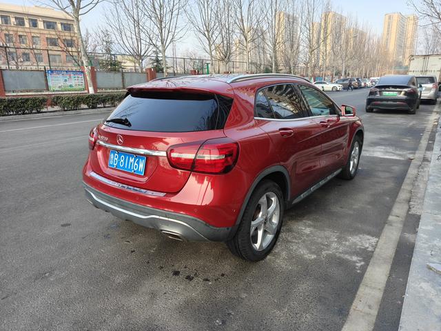 Mercedes-Benz GLA 2018 GLA 200 Fashion – фото 9