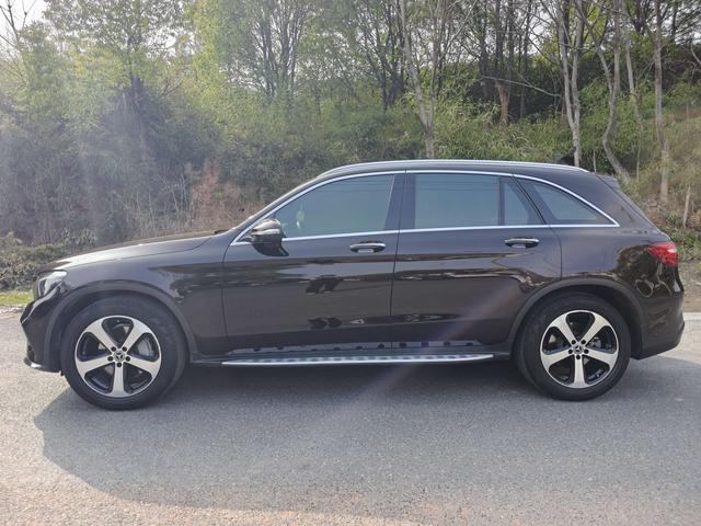 Mercedes-Benz GLC Модель 2019 года GLC 260 L 4MATIC Luxury – фото 3
