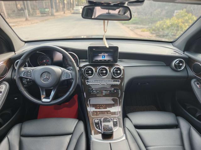 Mercedes-Benz GLC Модель 2019 года GLC 260 L 4MATIC Luxury – фото 5
