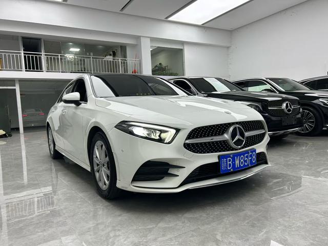Mercedes-Benz A-Class 2019 A 200 L – фото 3
