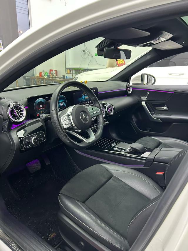 Mercedes-Benz A-Class 2019 A 200 L – фото 4