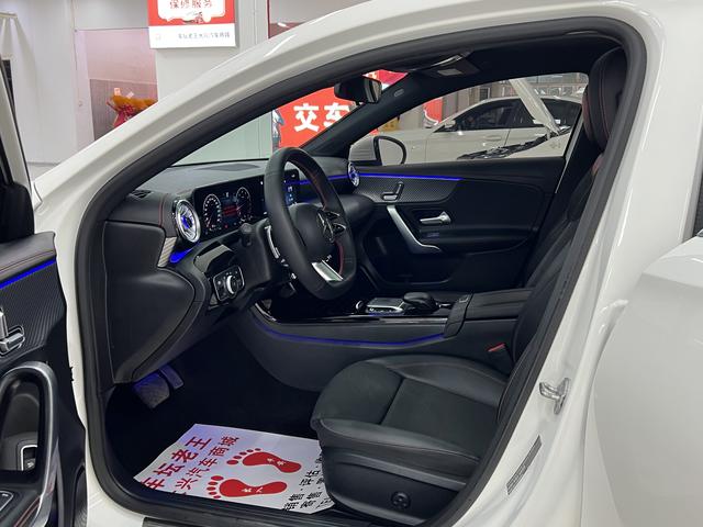 Mercedes-Benz A-class Раздел 2023 A 200 L Sports sedan Fashion Edition – фото 4