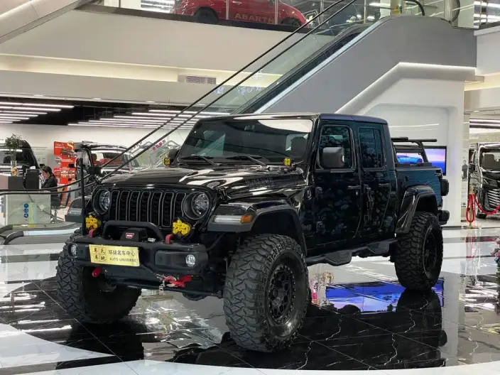 Gladiator 2022 Model 3.6L First Edition