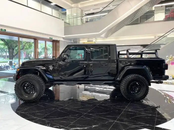 Gladiator 2022 Model 3.6L First Edition