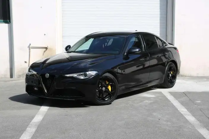 Alfa Romeo Giulia 2020 Model 2.0T 280HP Luxury Sports Edition