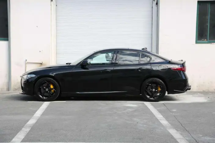 Alfa Romeo Giulia 2020 Model 2.0T 280HP Luxury Sports Edition
