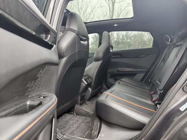 Changan UNI-V 2024 1.5T Premium Enjoy – фото 5