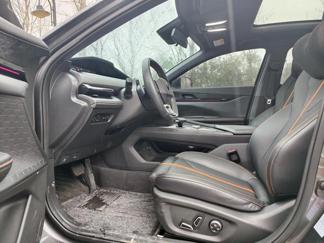 Changan UNI-V 2024 1.5T Premium Enjoy – фото 6