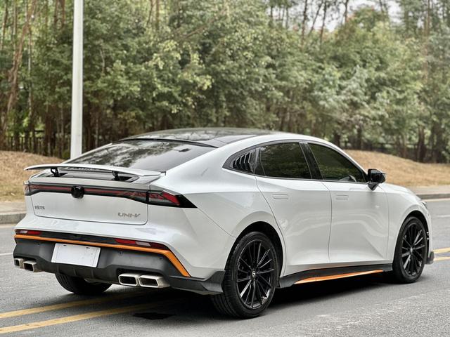 Changan UNI-V 2024 1.5T Premium Sport – фото 5