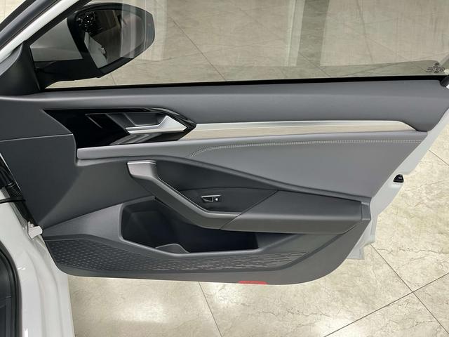 Volkswagen Sagitar 2021 280TSI DSG Beyond Edition – фото 12