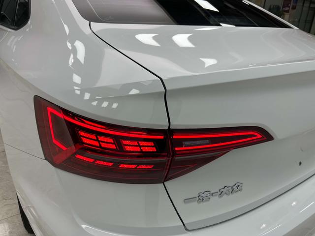 Volkswagen Sagitar 2021 280TSI DSG Beyond Edition – фото 18