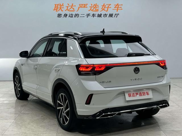 Volkswagen T-Roc Раздел 2023 300TSI DSG Starlight Edition – фото 24