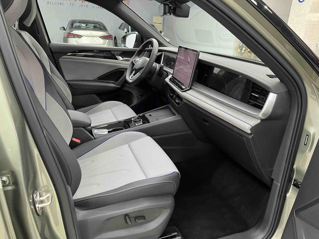 Volkswagen Tayron 2025 Tan Yue L 380TSI Four-Wheel Drive Luxury Easy Package – фото 13