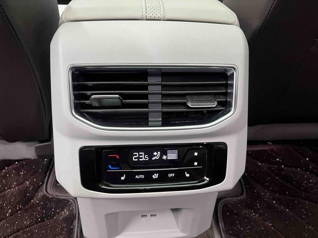 Talagon 2022 380TSI 4WD Flagship Victory Edition 6-Seater – фото 12