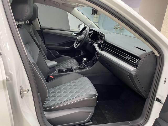 Volkswagen Sagitar 2023 200TSI DSG Beyond Edition – фото 13