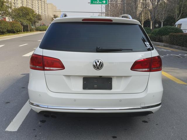 Magotan импорт 2015 модификация Touring Edition 2.0TSI Com f ort – фото 15