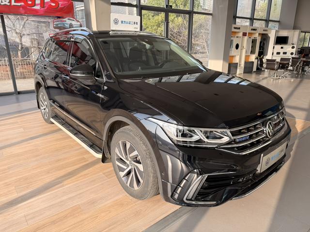 Volkswagen Tiguan L PHEV 2023 430PHEV Plug-In Hybrid Flagship Edition – фото 3