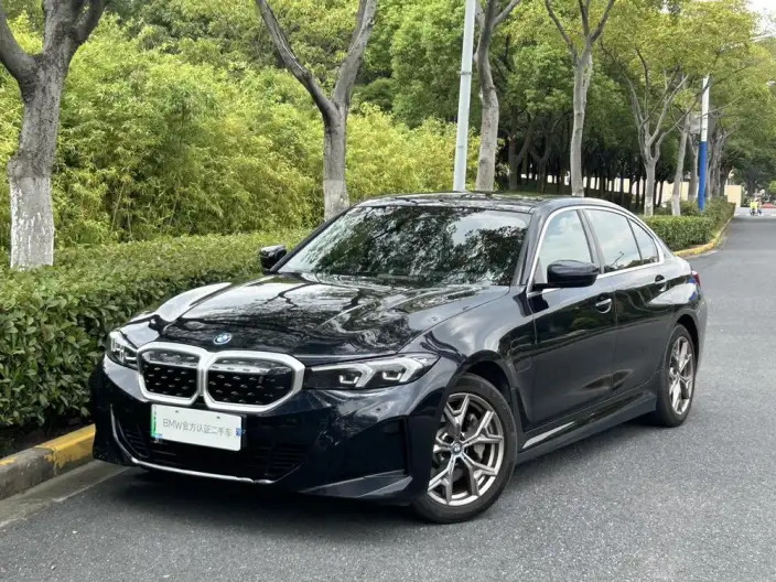 BMW i3 2023 Model eDrive35L