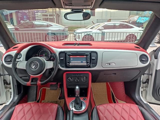 Volkswagen Beetle 2014 1.4TSI Fashion – фото 8