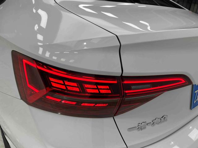 Volkswagen Sagitar 2021 280TSI DSG Beyond Edition – фото 18