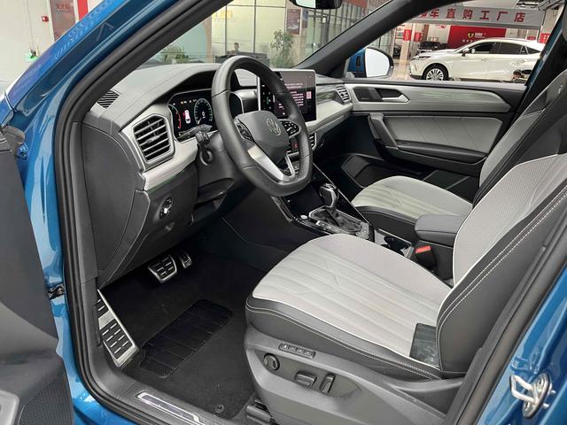 Volkswagen Tayron 2023 380TSI 4WD R-Line Pro Smart Enjoy Edition – фото 11