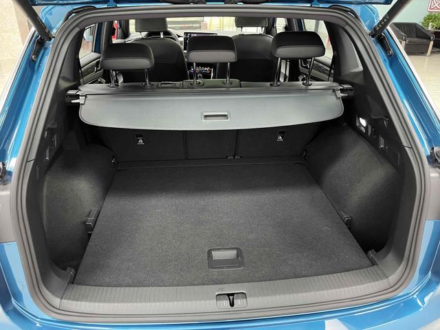 Volkswagen Tayron 2023 380TSI 4WD R-Line Pro Smart Enjoy Edition – фото 16
